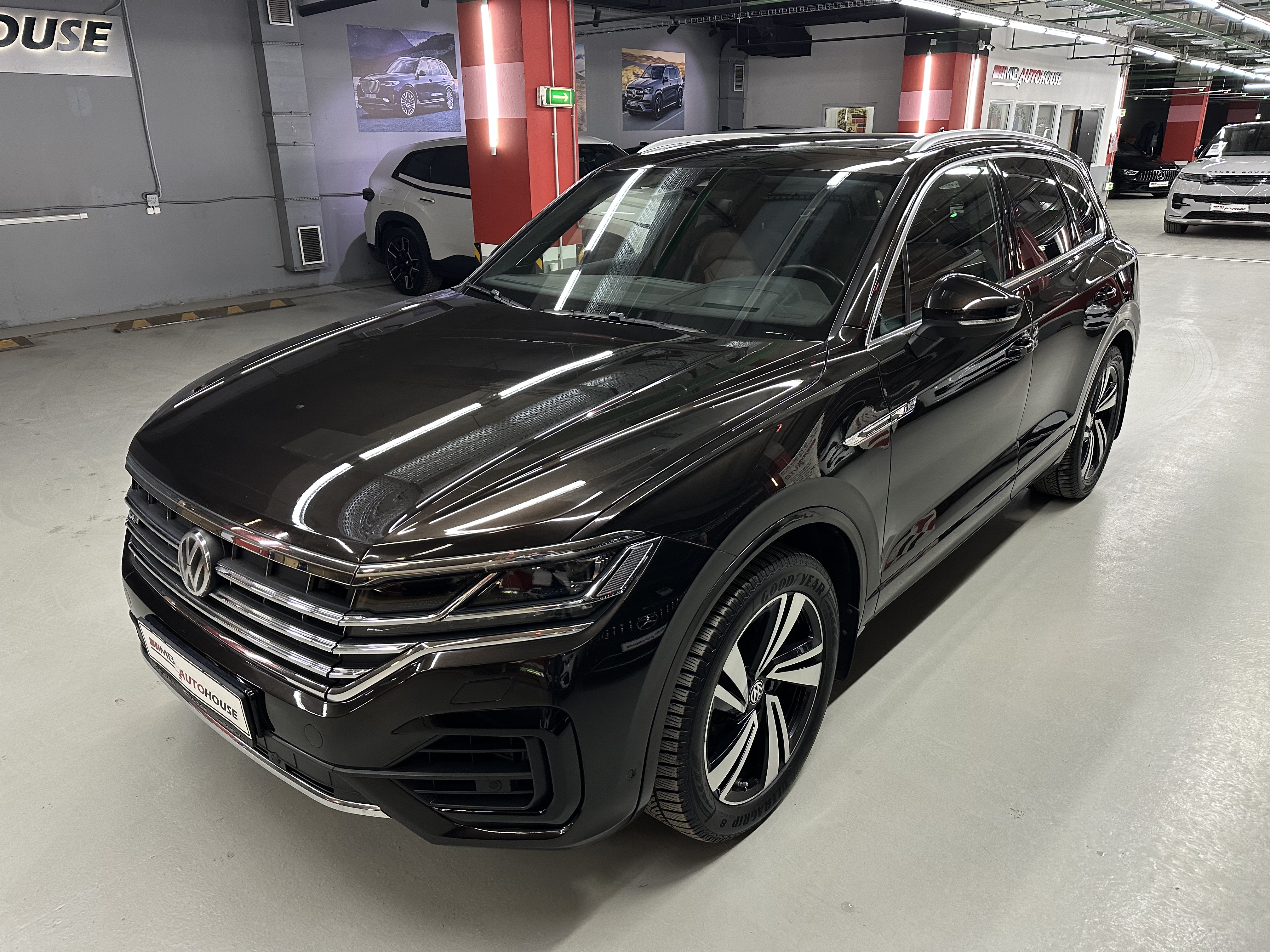 Volkswagen Touareg 3.0 AT, 2018
